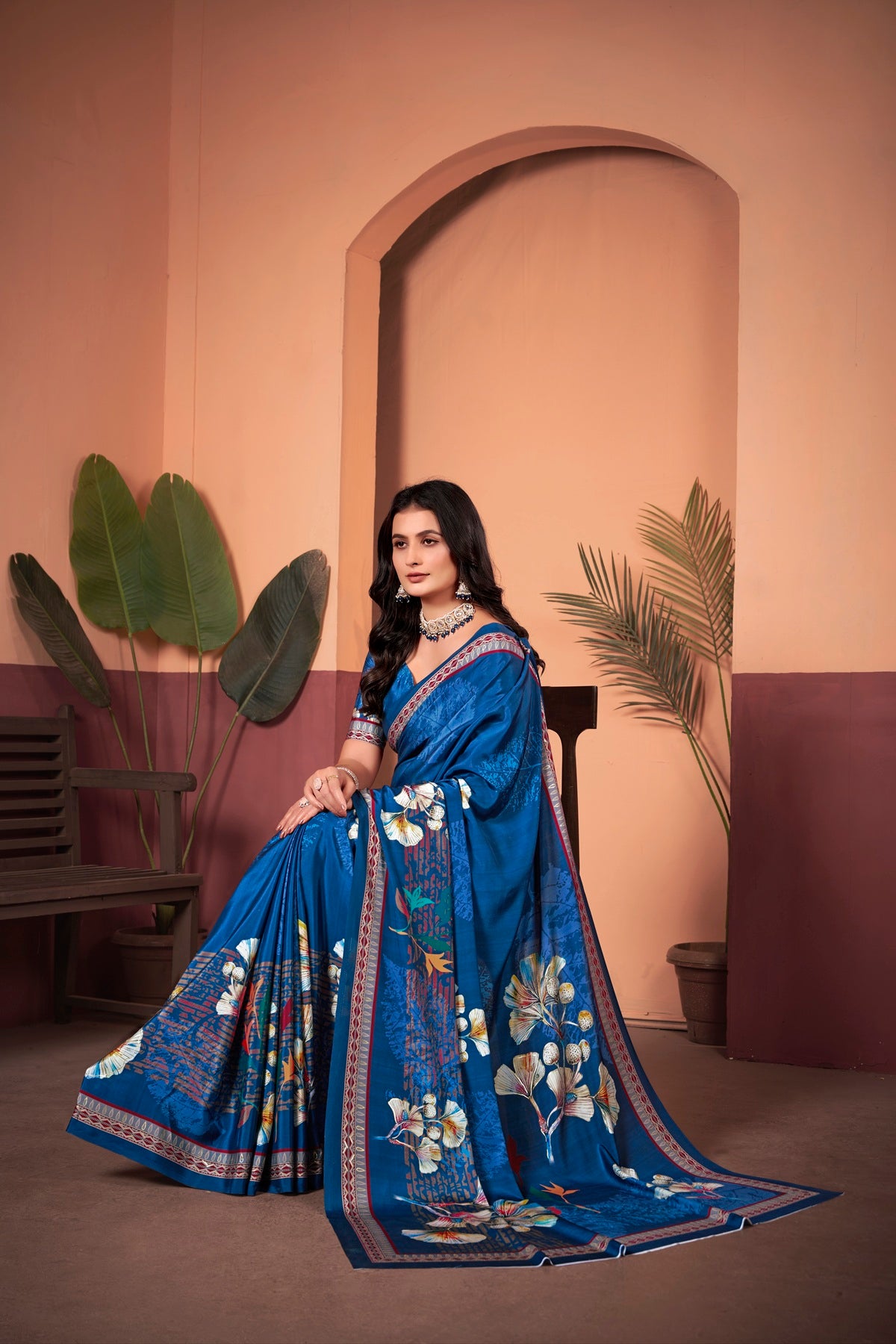 Exquisite Royal Blue Saree with Positional Floral Print & Foil-Embellished Pallu