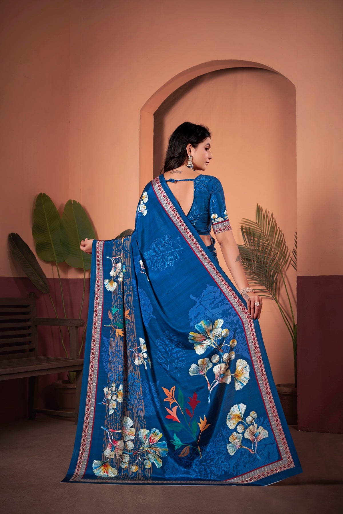 Exquisite Royal Blue Saree with Positional Floral Print & Foil-Embellished Pallu