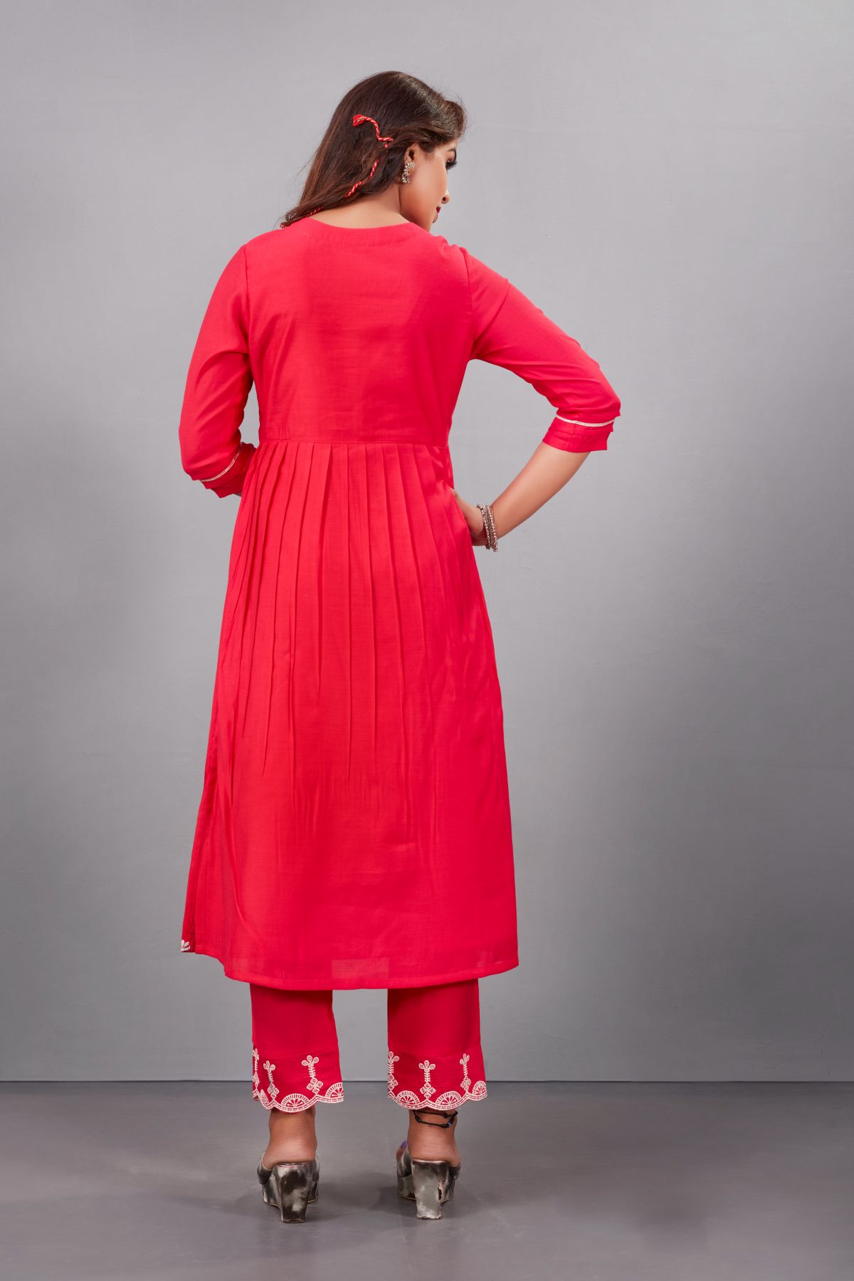 Red Muslin Silk Lucknowi Style Salwar Kameez - jivora