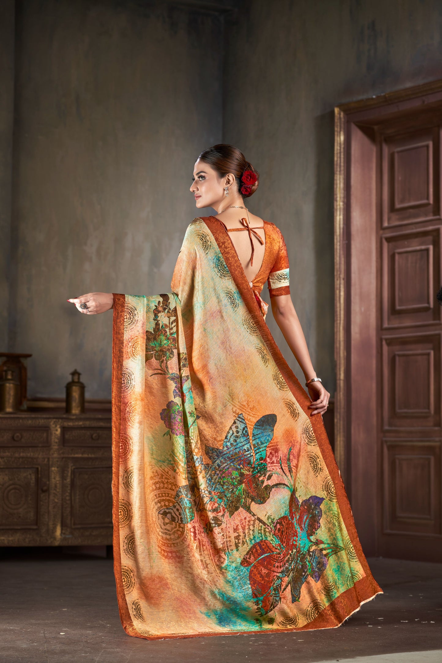 Premium Natural Silk High Definition Jacquard Zari Digital Printed Blouse With Saree - jivora