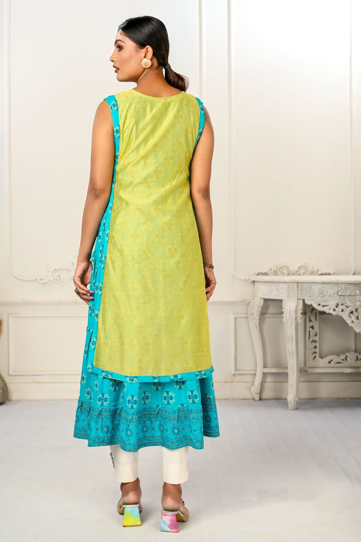 2 Layered Inner Cotton And Outward Jacket Chanderi Kurti - jivora