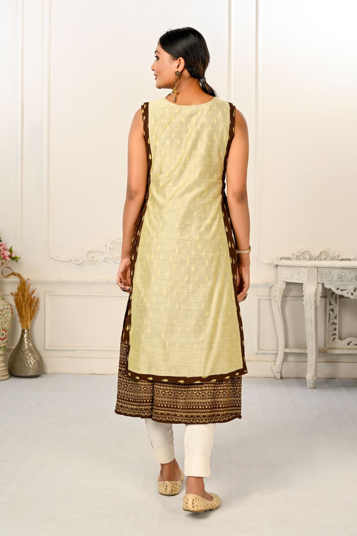 2 Layered Inner Cotton And Outward Jacket Chanderi Kurti - jivora
