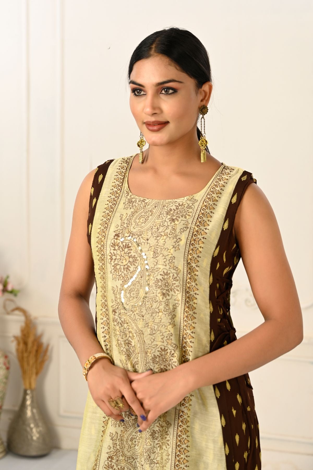 2 Layered Inner Cotton And Outward Jacket Chanderi Kurti - jivora