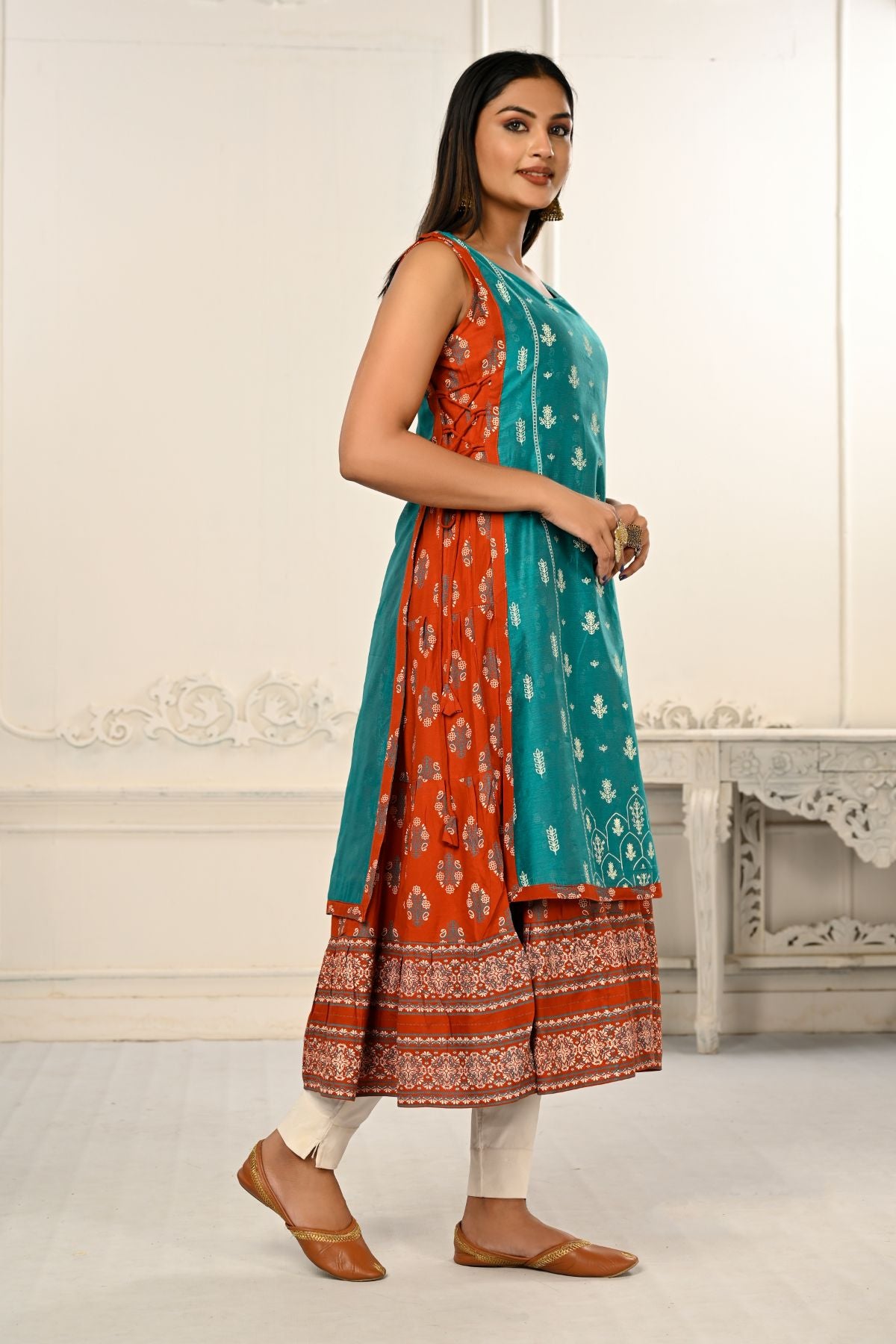 2 Layered Inner Cotton And Outward Jacket Chanderi Kurti - jivora