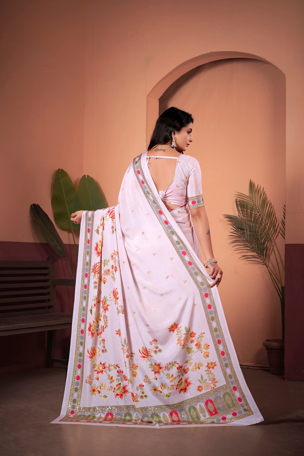 Graceful Off-White Saree with Positional Floral Print & Foil-Embellished Pallu