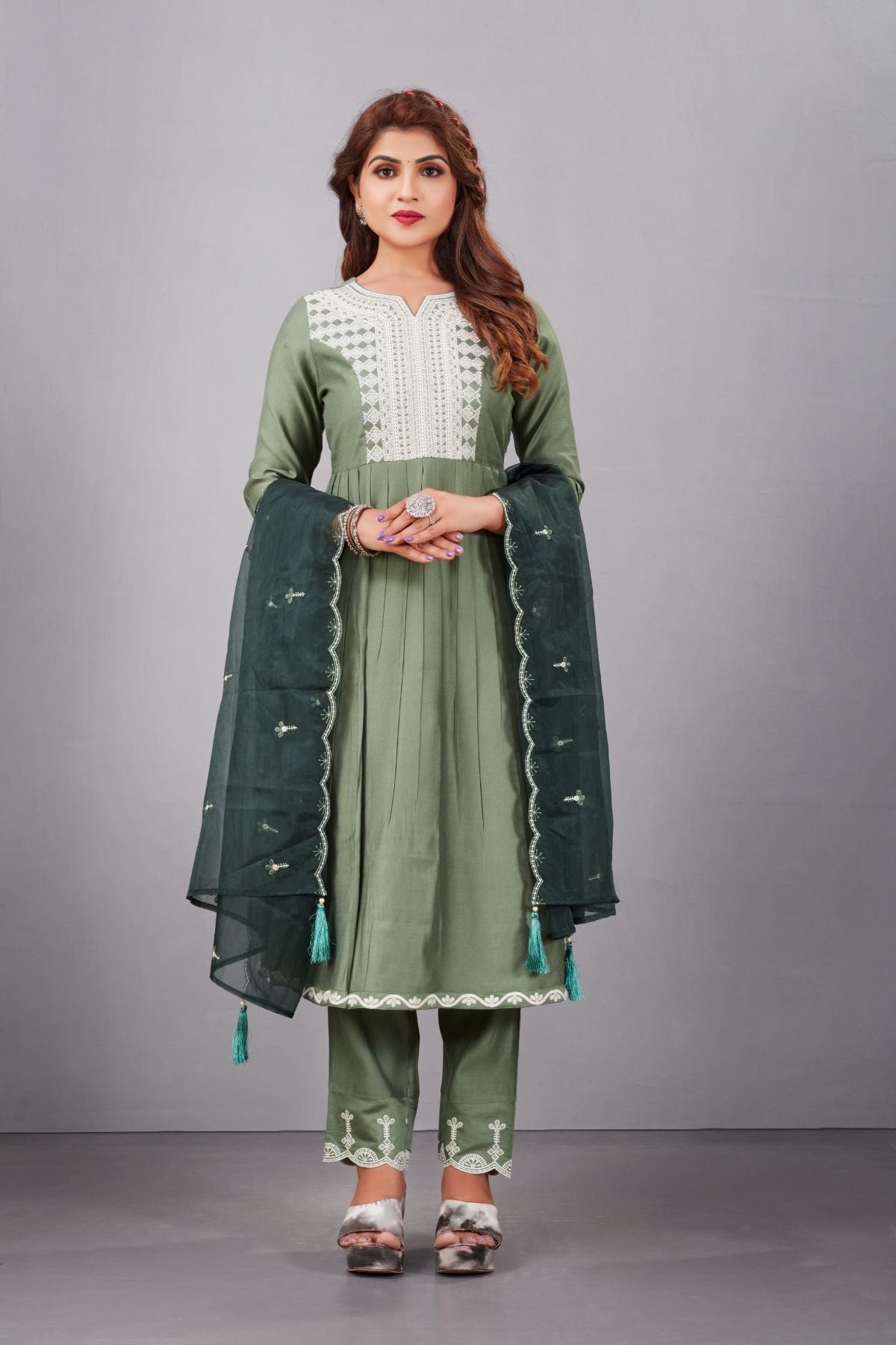 Light Green Muslin Silk Lucknowi Style Salwar Kameez - jivora