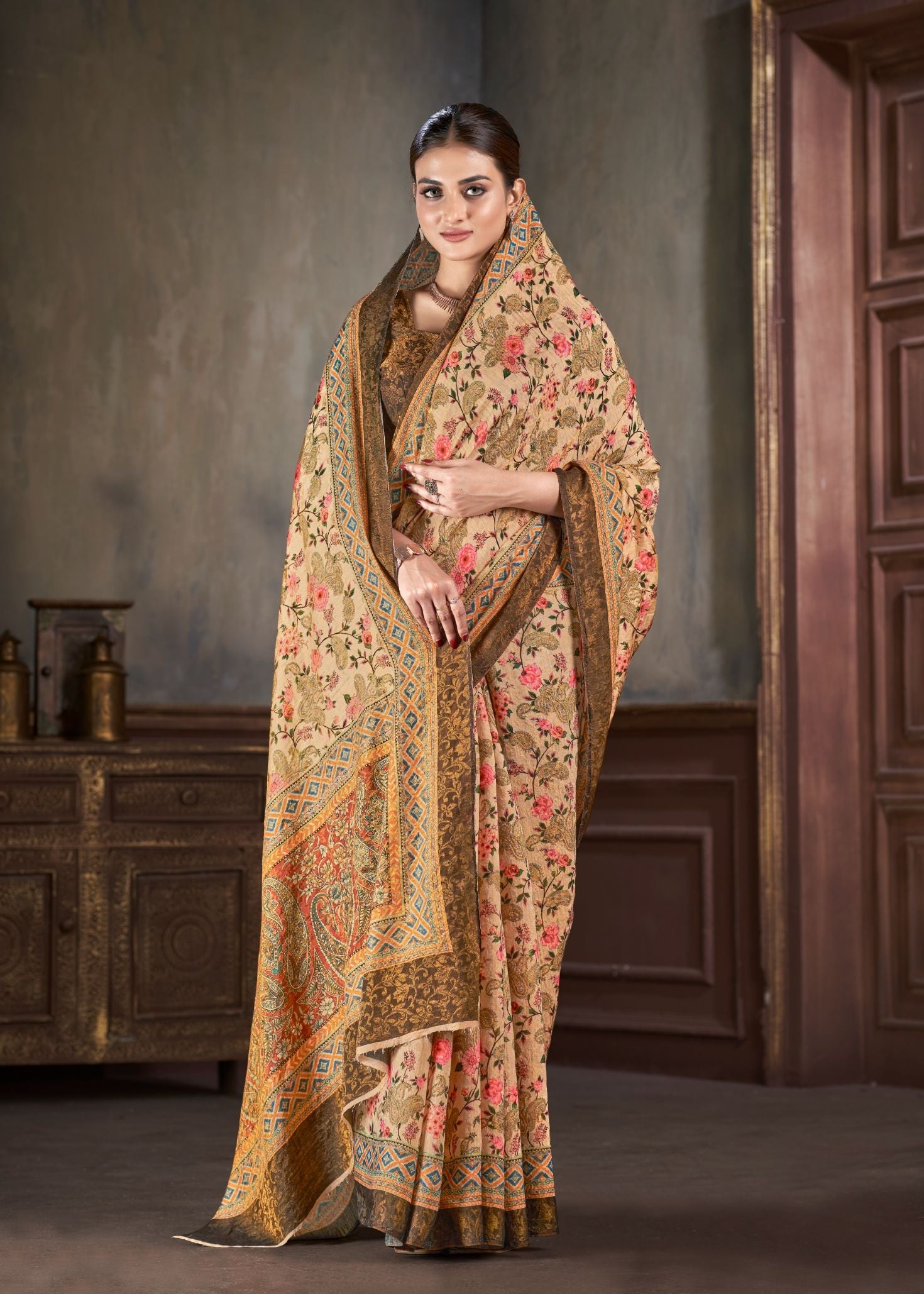 Premium Natural Silk High Definition Jacquard Zari Digital Printed Blouse With Saree - jivora
