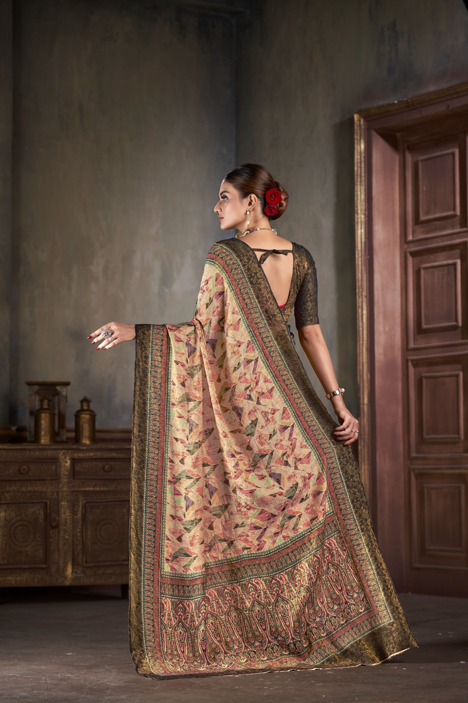 Premium Natural Silk High Definition Jacquard Zari Digital Printed Blouse With Saree - jivora