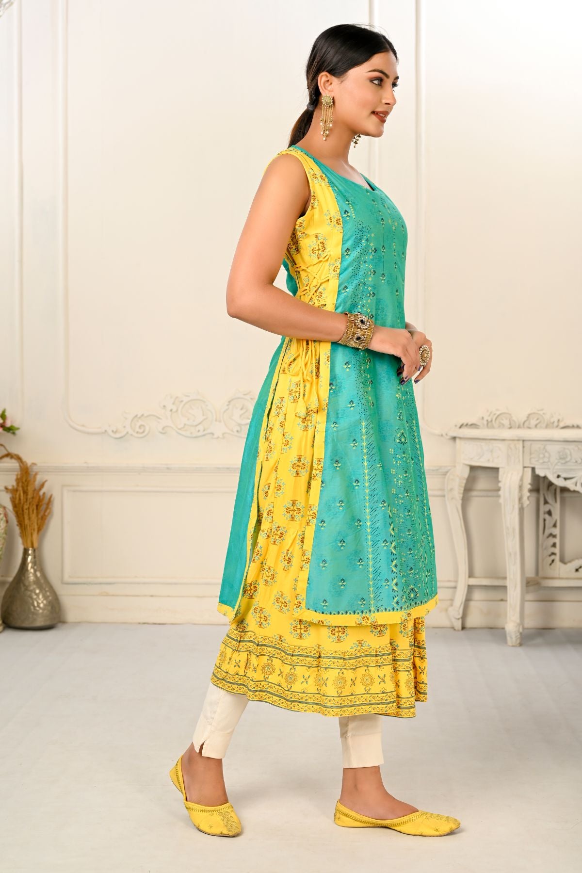 2 Layered Inner Cotton And Outward Jacket Chanderi Kurti - jivora