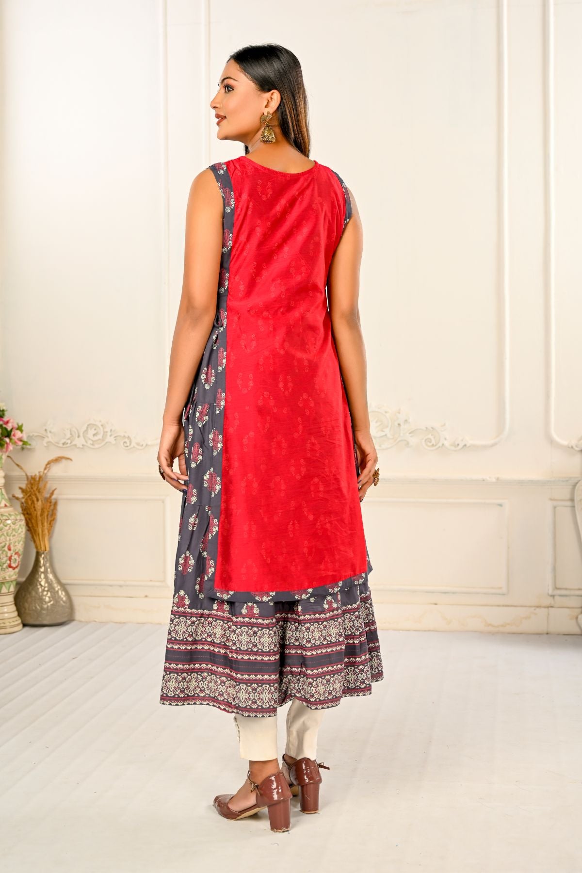2 Layered Inner Cotton And Outward Jacket Chanderi Kurti - jivora